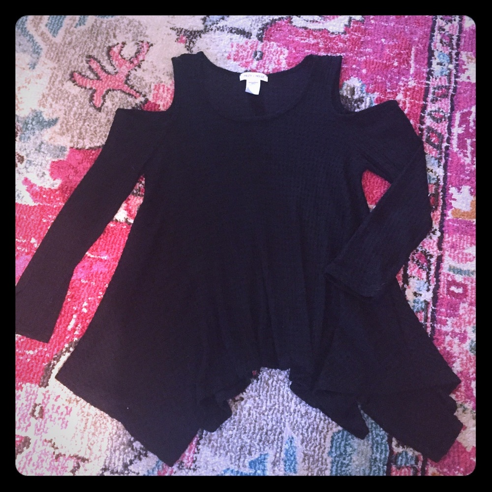 Cold-shoulder Waffle Top