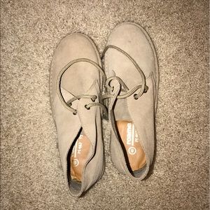 Roamers women suede desert boots
