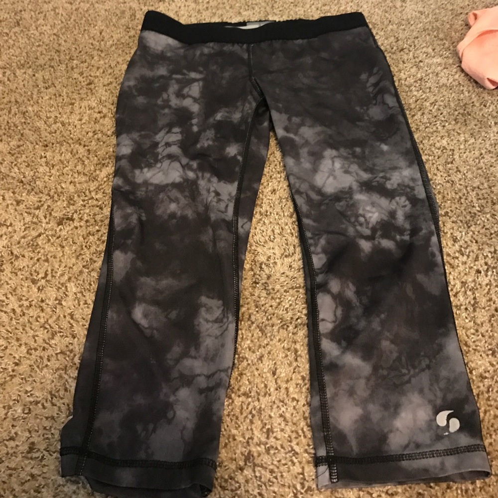 Running Capri leggings