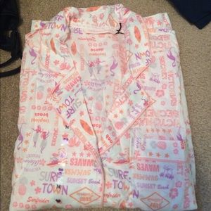 DONATED TO HURRICANE HARVEY RELIEF😊