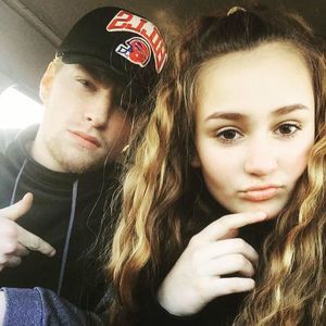 Meet your Posher, Hunter