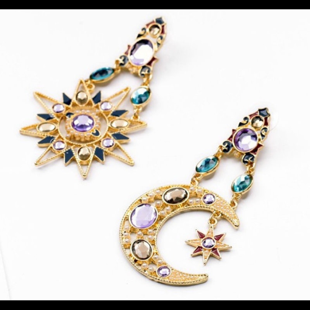 🆕 Lyla & Bo TIBETIAN MOON AND STAR EARRINGS
