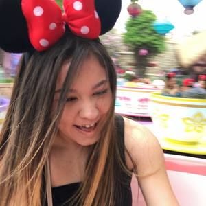 Meet your Posher, Jenna