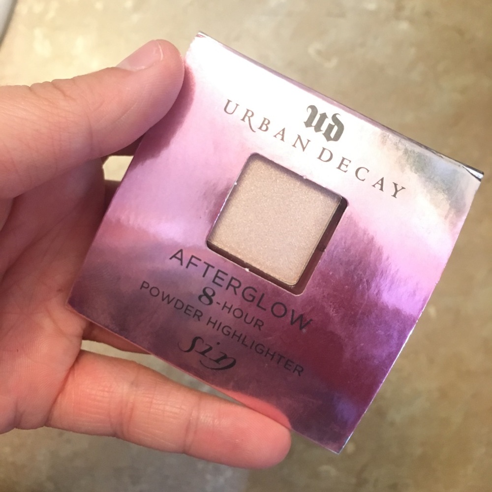 Urban Decay - Powder Higlighter