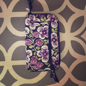 Vera Bradley wallet! (Never been used)