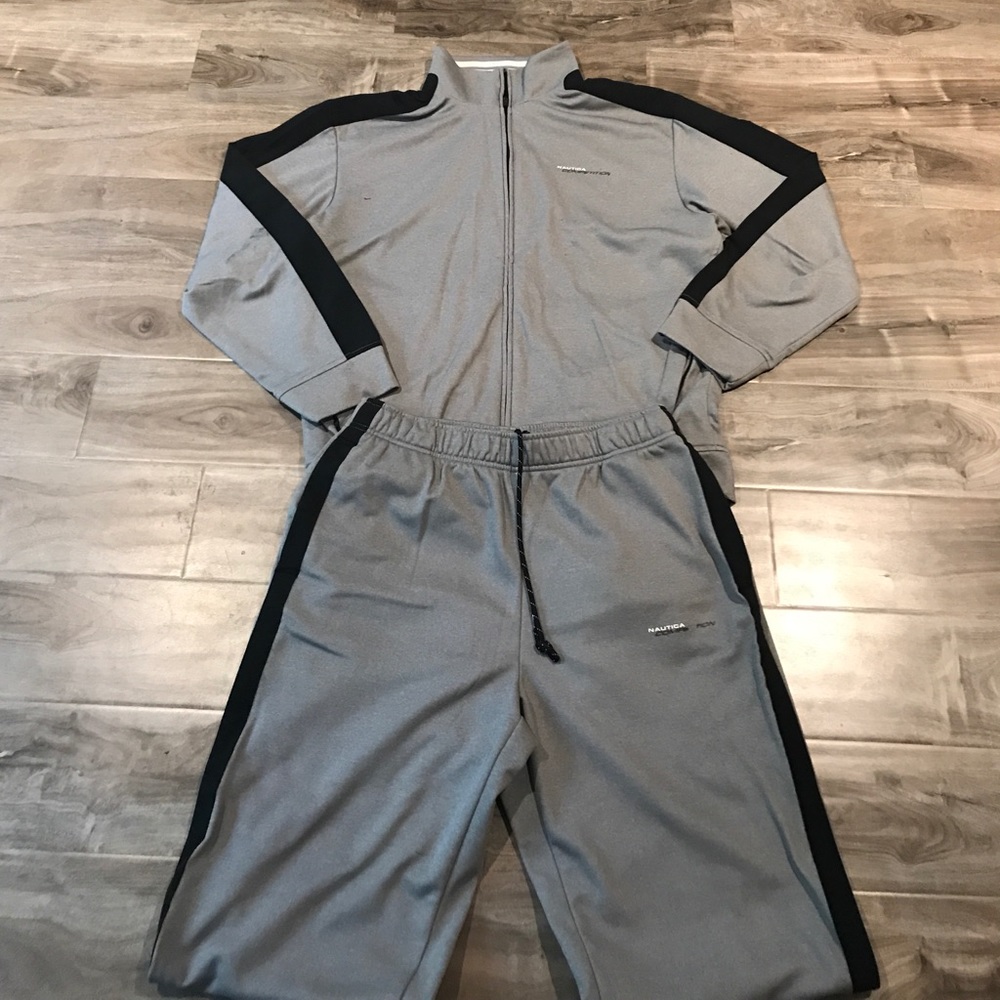 Nautica sweat suit jacket and pants bundle