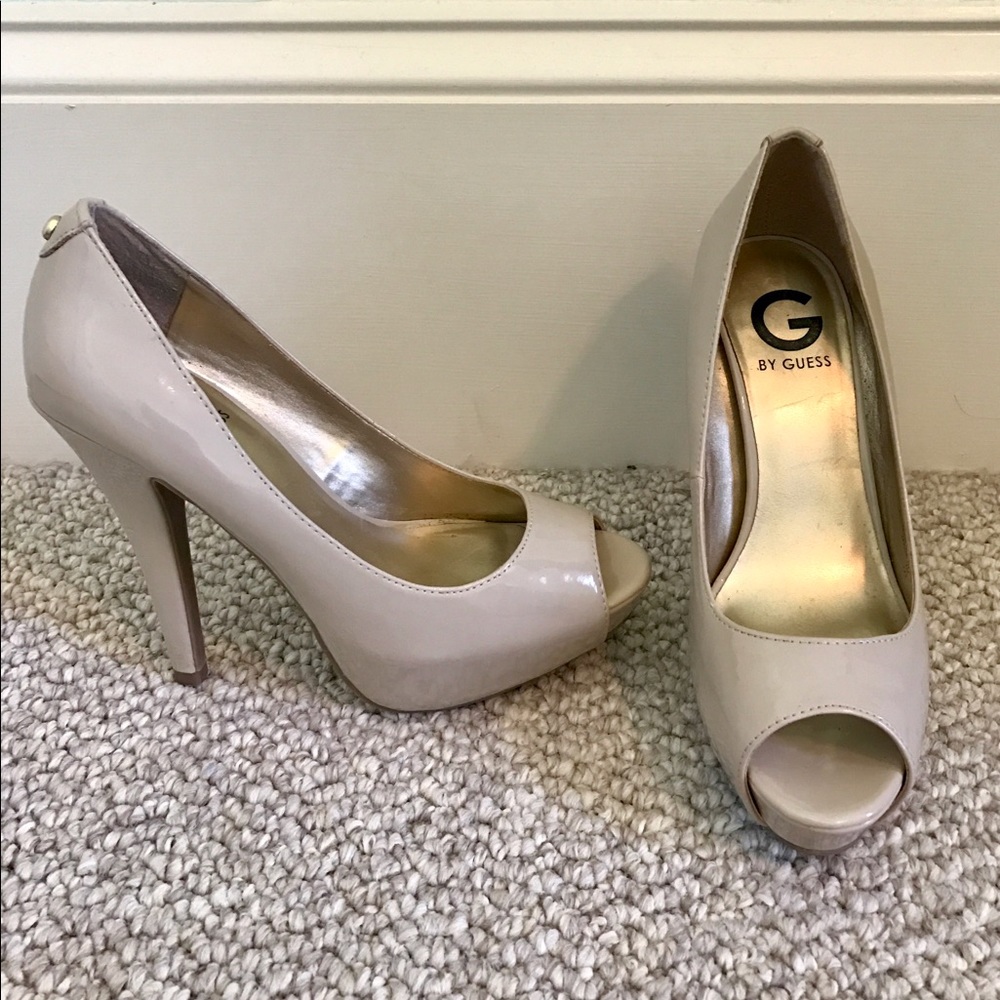 Guess Nude Peep Toe Platform Heels - Sz. 7