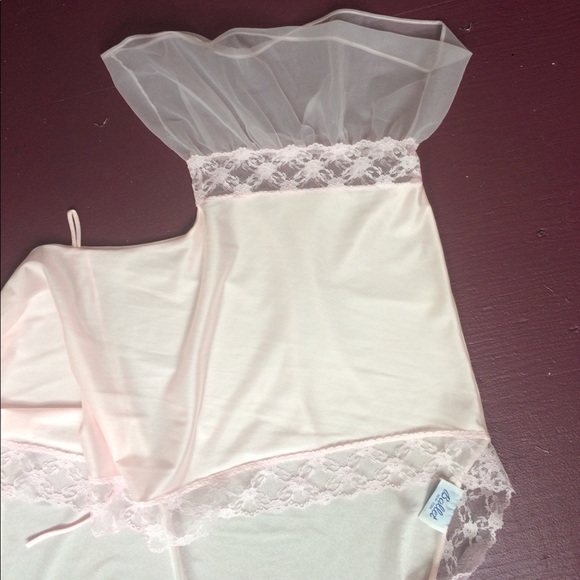 Vintage Ballet Pink 2pc Nightgown - Picture 3 of 6