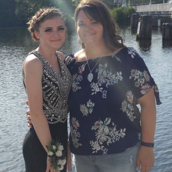 Meet your Posher, Nikki - Picture 1 of 1