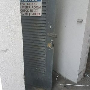 Meet your Posher, Clairmonte