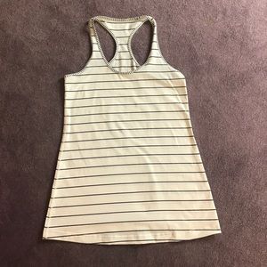 Lulu lemon racer back like new