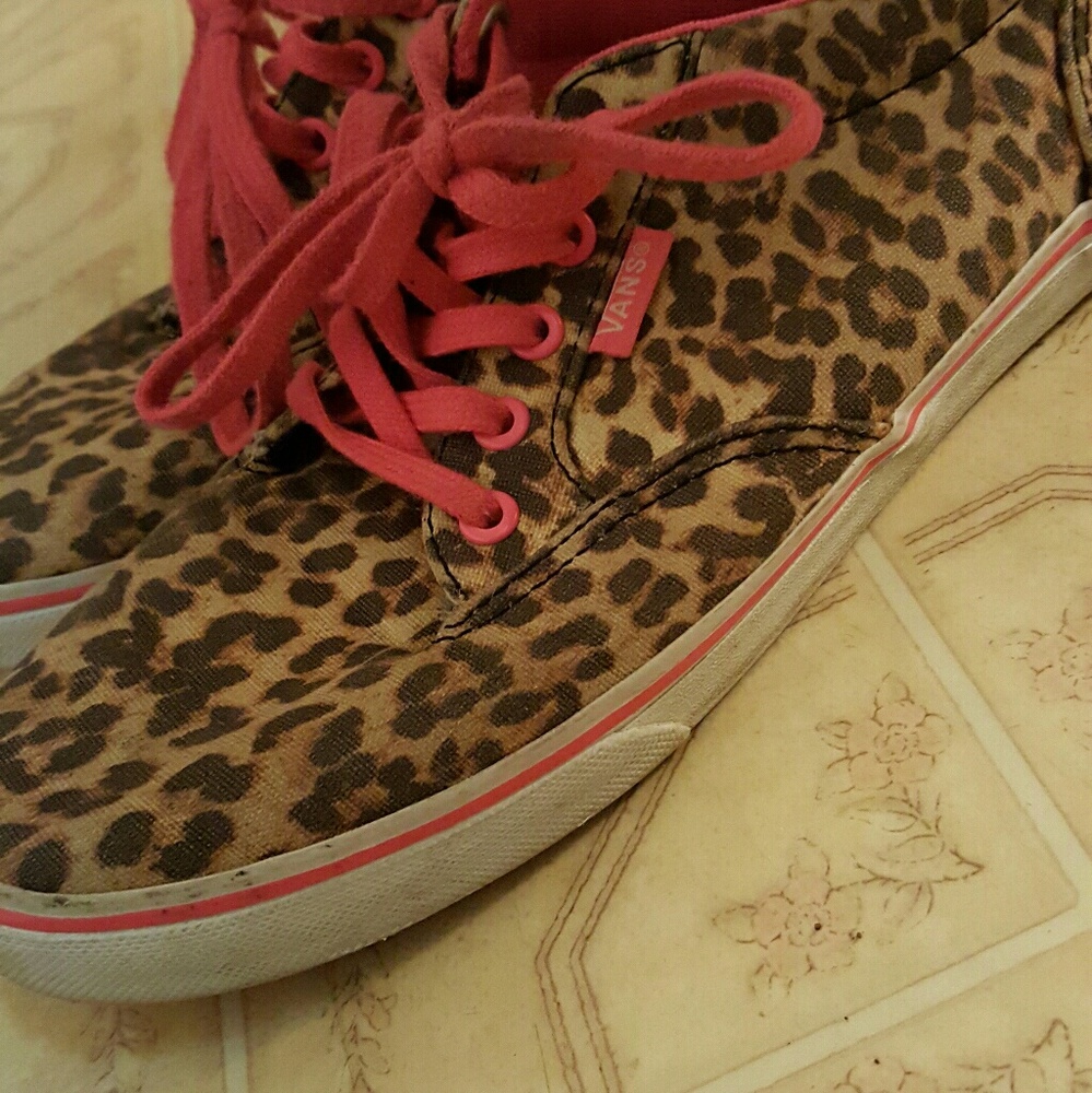 Cheetah Print Van's. - Picture 4 of 4