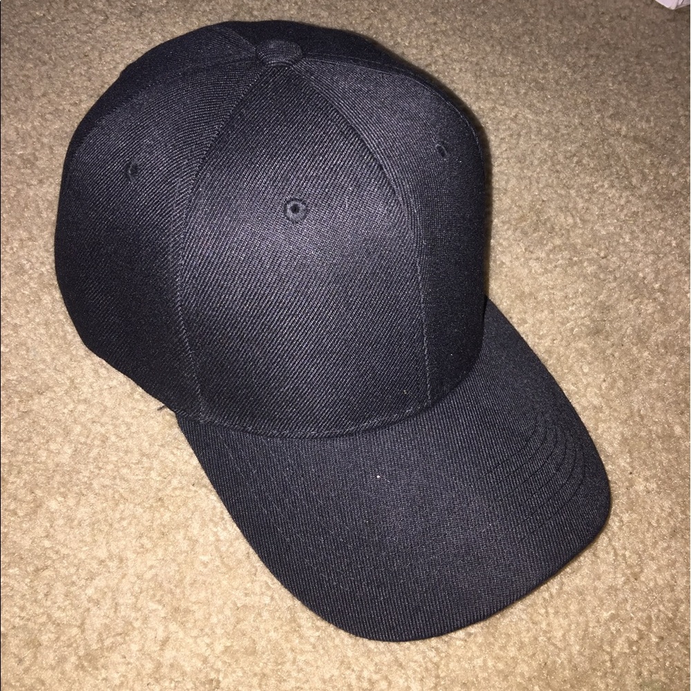 Baseballs Caps - Picture 2 of 5