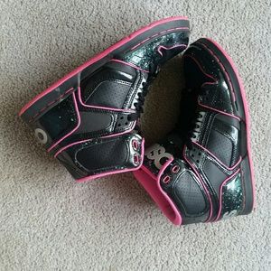 OSIRIS Black and Pink Hi-top