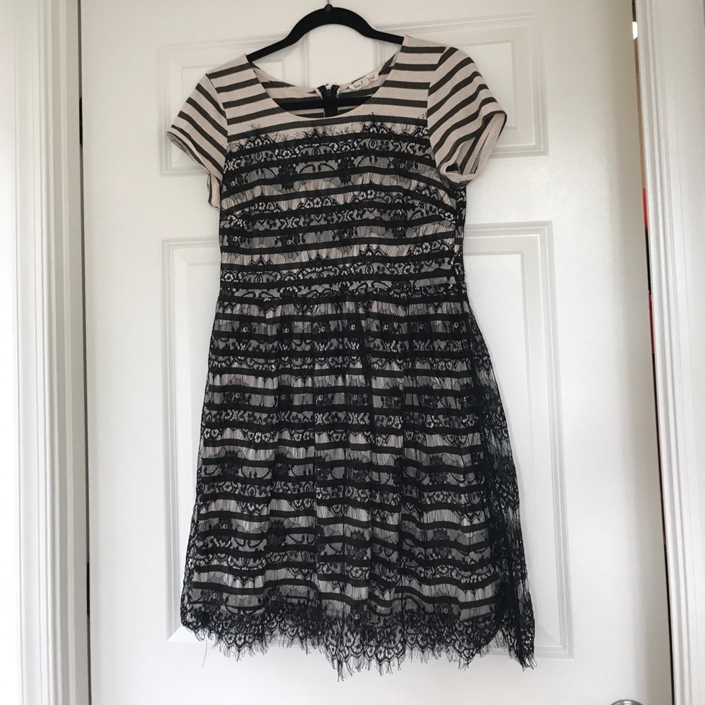 Comfy Casual Lace Dress