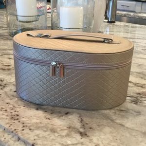 New Makeup case.