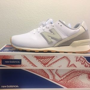 New Balance WL696WA