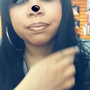 Meet your Posher, Marie