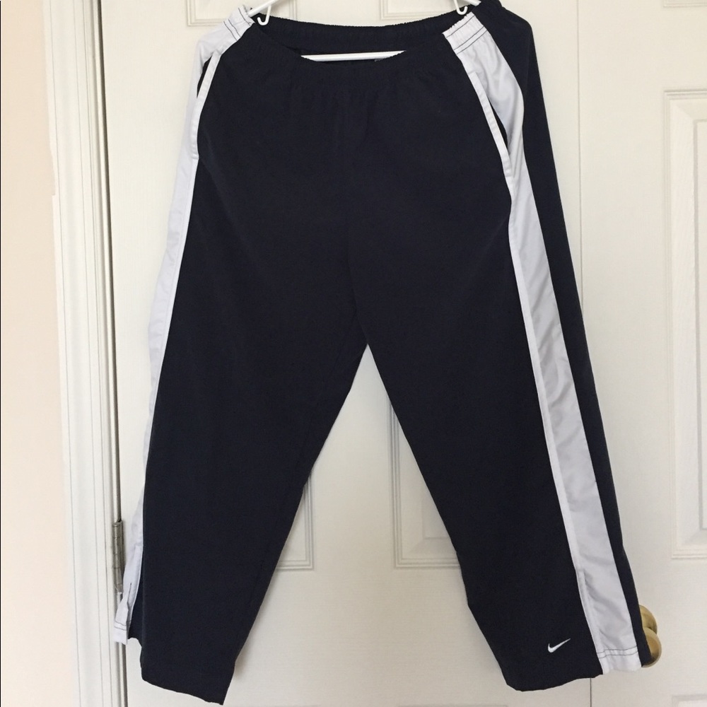 Nike Workout Pants in Black and Navy Blue - Picture 2 of 5