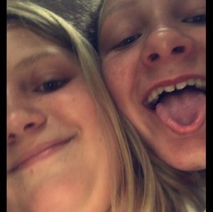 Meet your Posher, Zoe