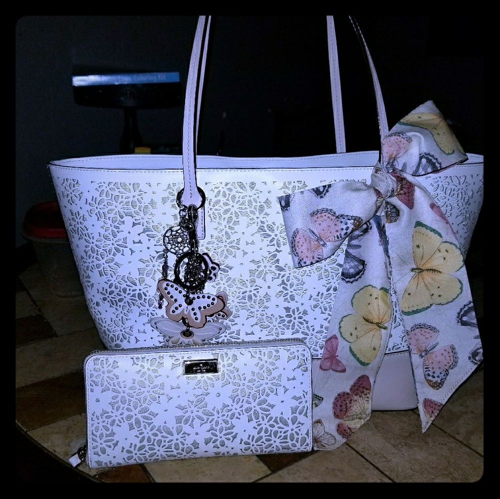 Kate Spade Bradford with matching wallet