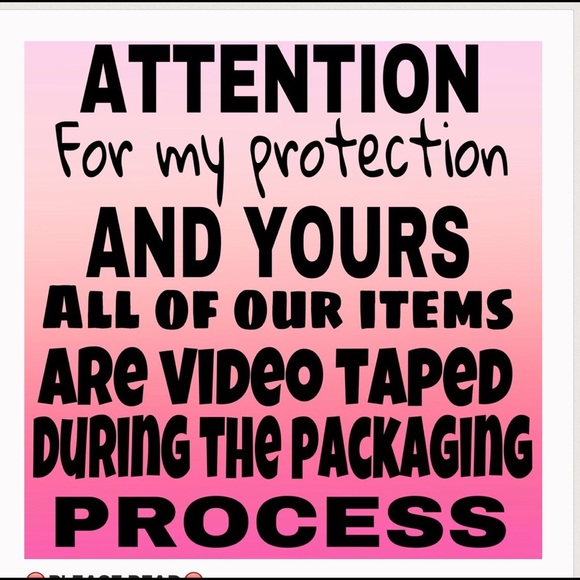 Meet your Posher, Sam.POSHMARK AMBASSADOR 👠👗 - Picture 5 of 5