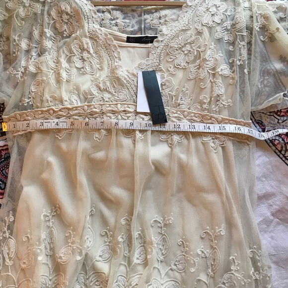 Beautiful romantic blouse - Picture 5 of 5