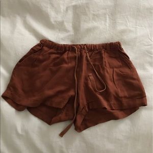Aritzia Talula Orange Shorts Size XXS