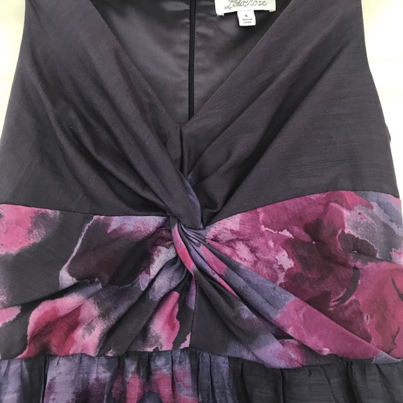 Flowy hi-lo Dress - Picture 4 of 4