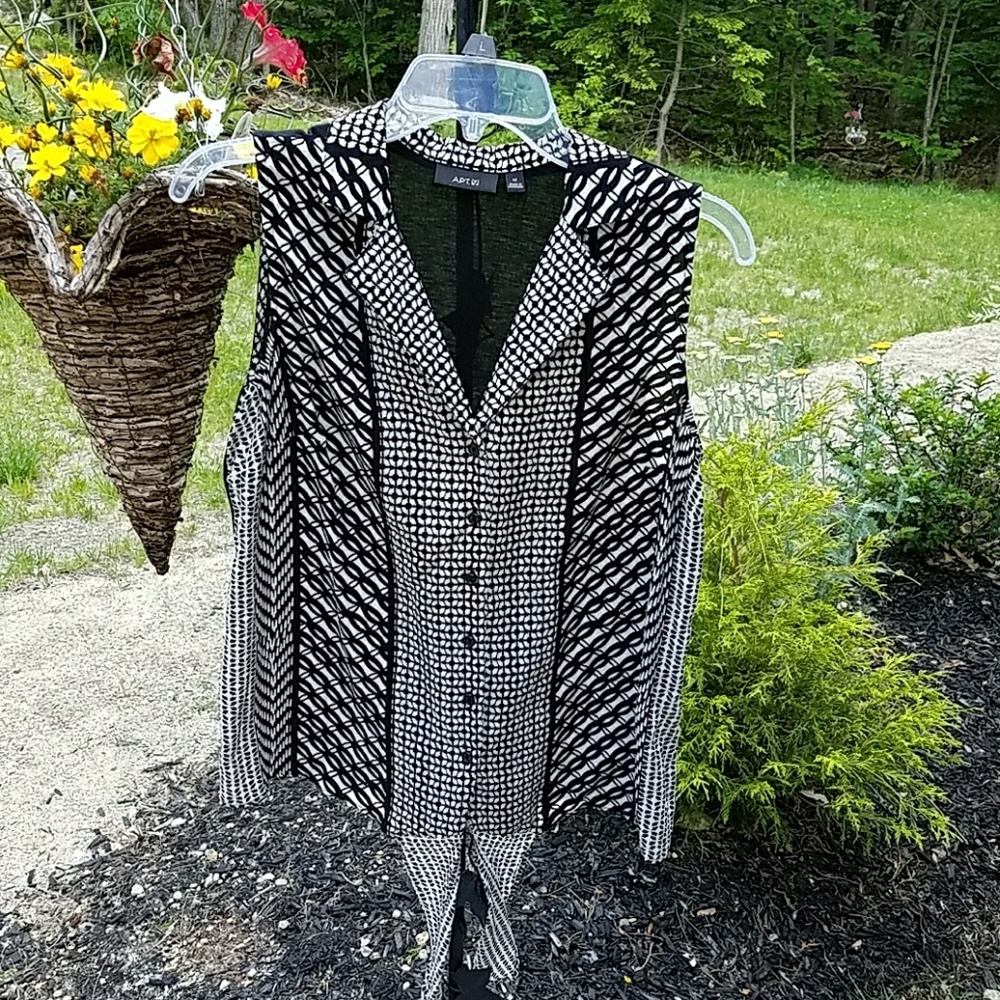 Apt. 9 Sleeveless Blouse
