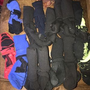 15 PAIRS of socks
