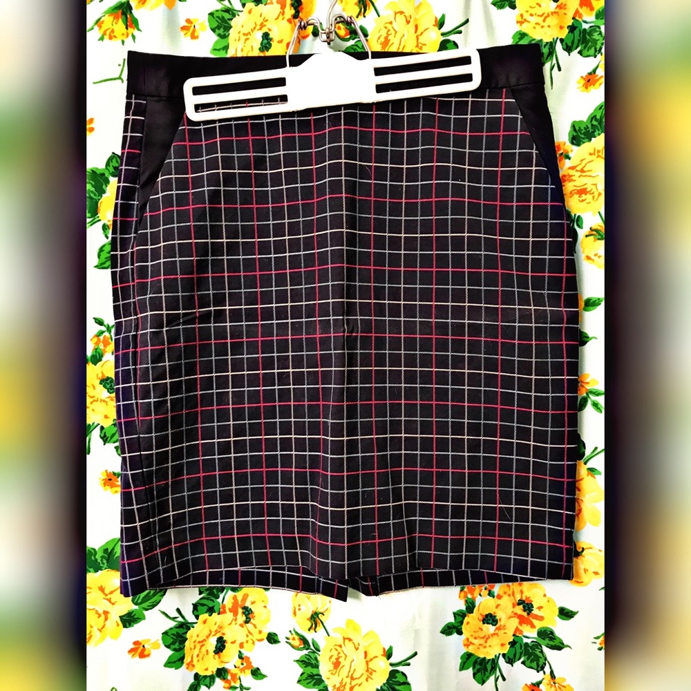 Tommy Hilfiger pencil skirt
