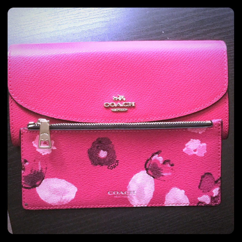 Coach wallet and change wallet