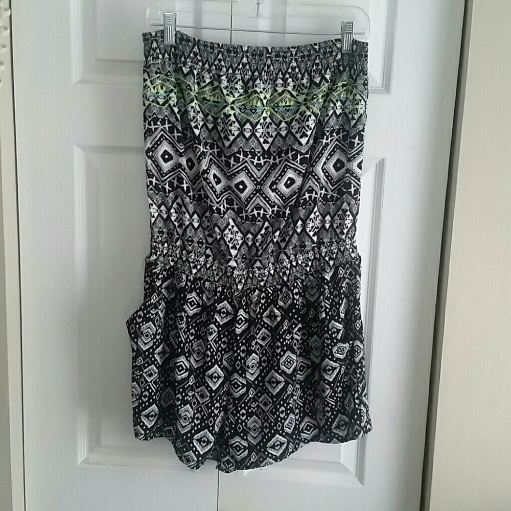 Romper strapless by Xhilaration, sz Large.