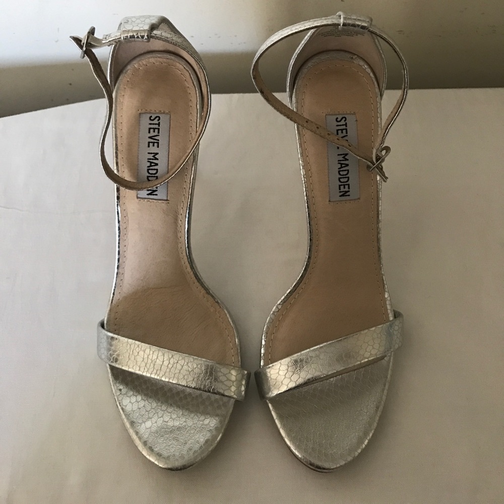 Steve Madden silver heels size 6.5