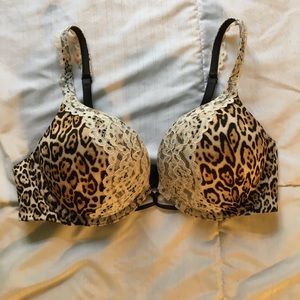 Victoria Secret bombshell bra in Leopard print