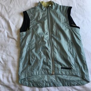Nike running vest