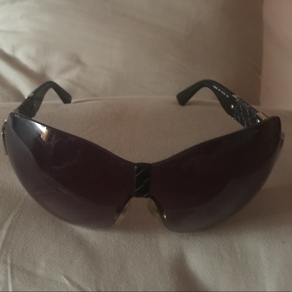 Black Fendi SHADES
