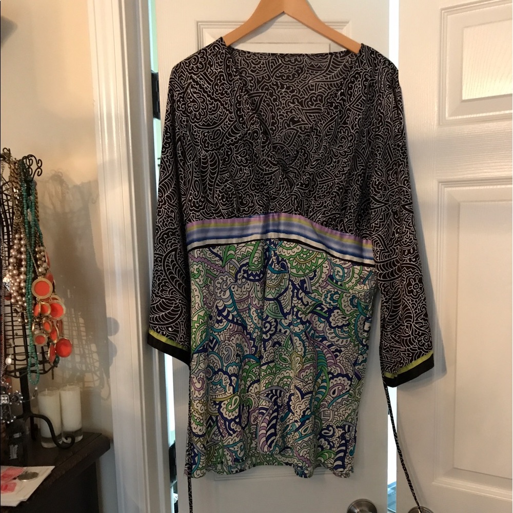 Print tie back dress