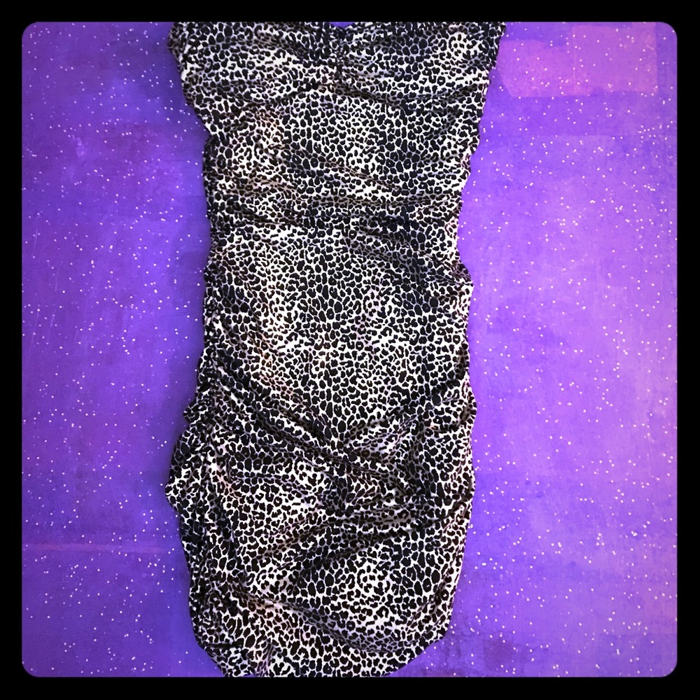 🐈Gold and black animal print party dress 💁
