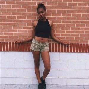 Meet your Posher, Taylor