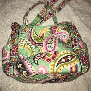 Vera Bradley print in Tutti Frutti 💚