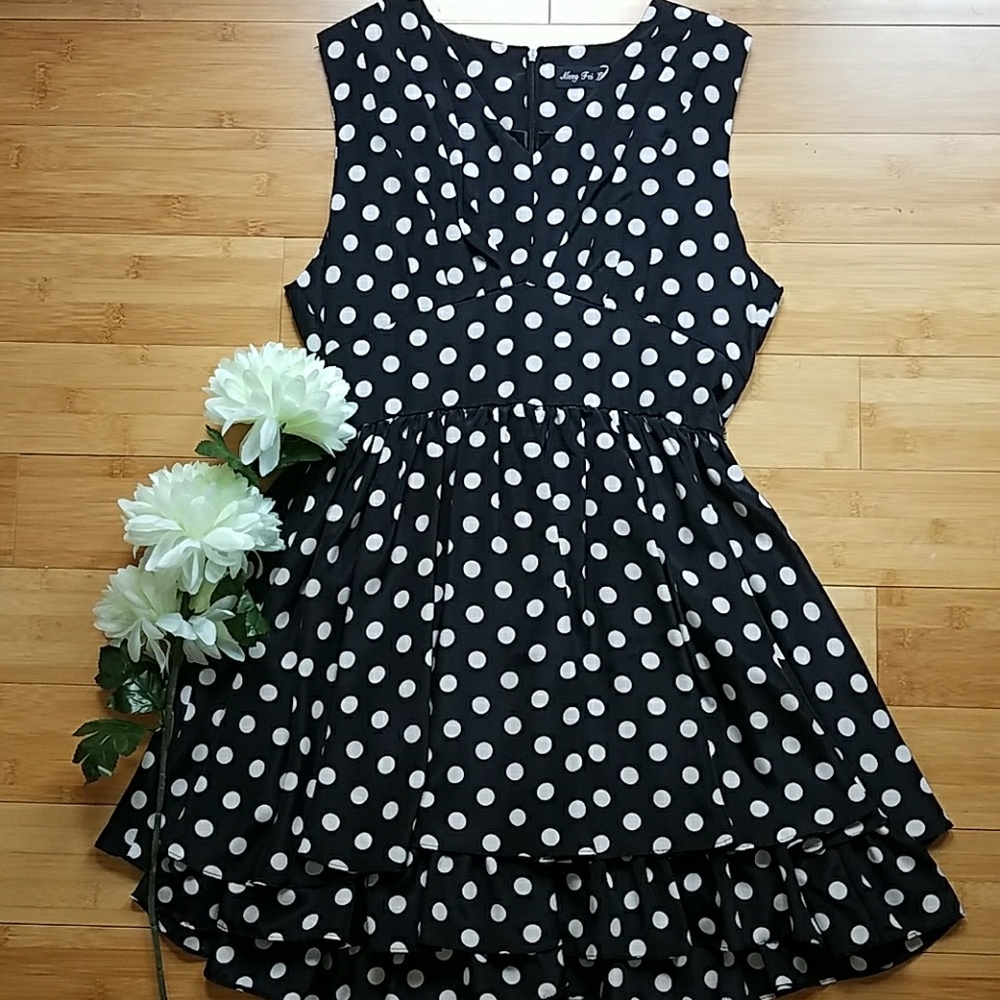 Polkadot ruffled dress