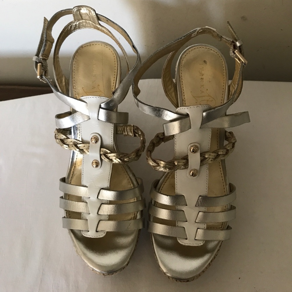 Ivanka trump wedges size 6
