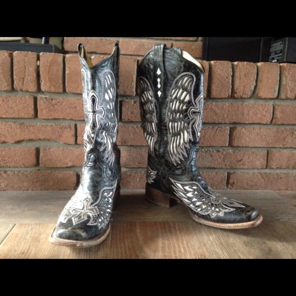 Women's Corral Cowboy boots