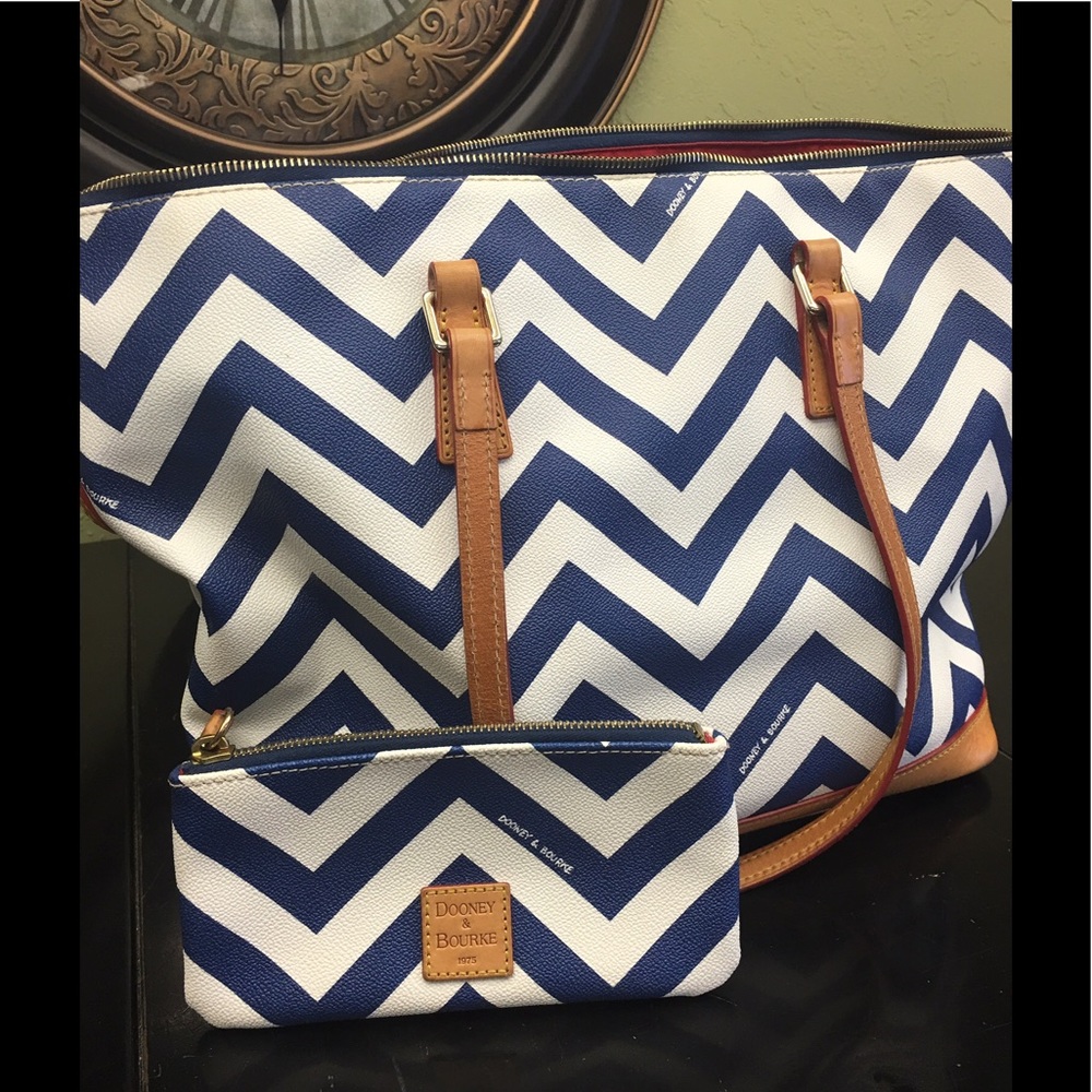 Dooney large tote