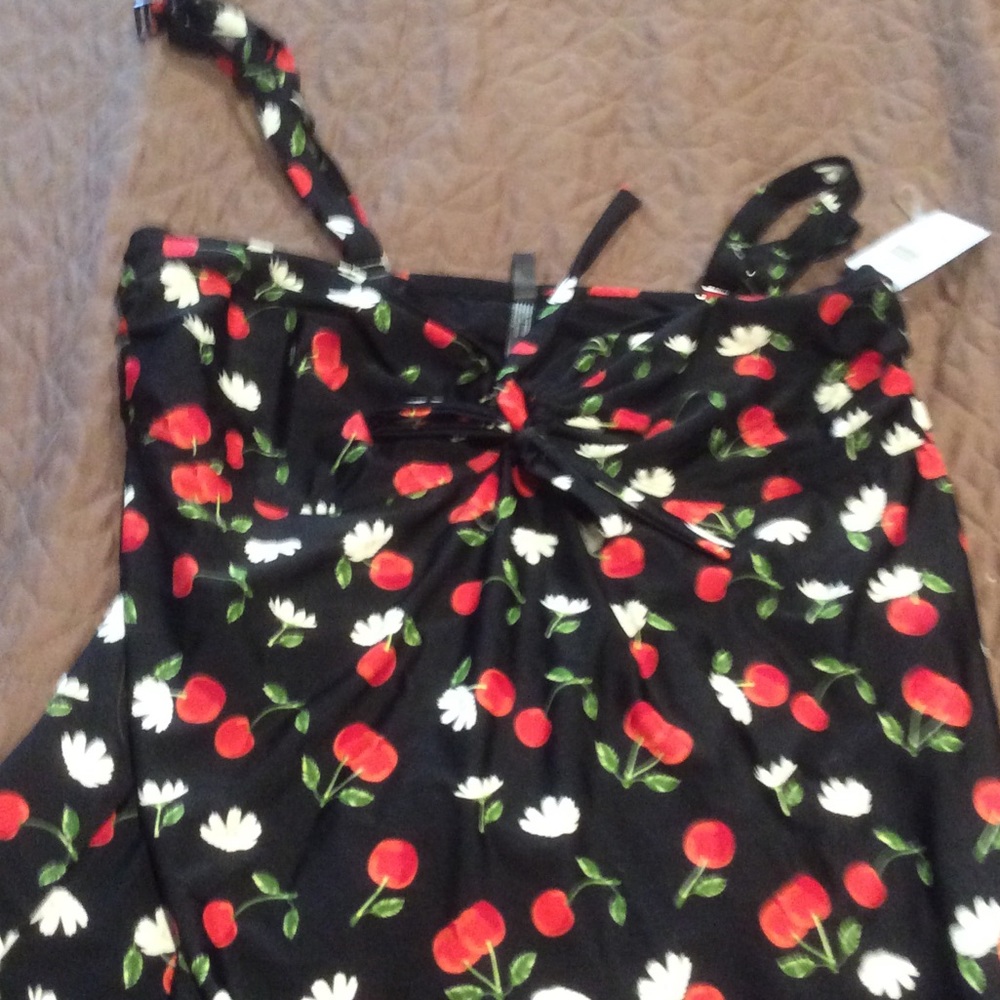 Torrid swim suit top