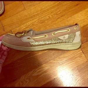 Gold Sperrys