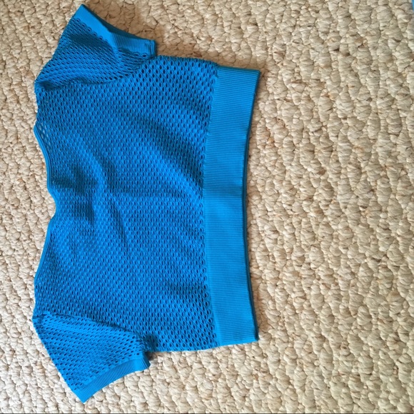 Blue crop top for dance - Picture 2 of 3