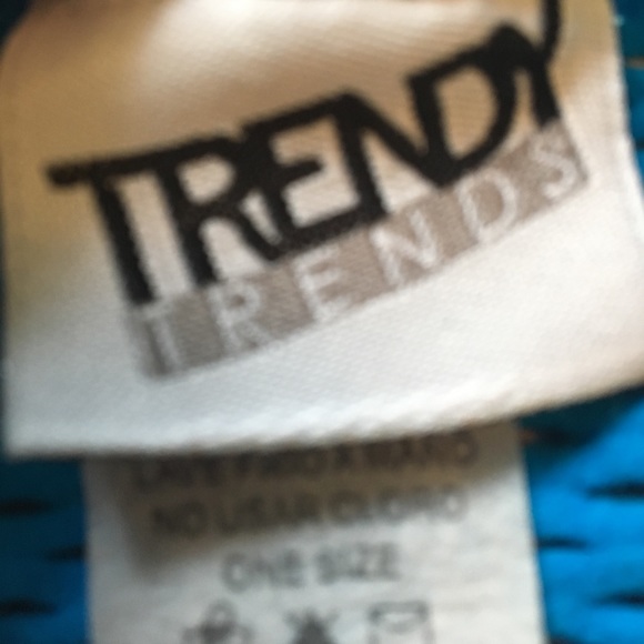 Blue crop top for dance - Picture 3 of 3